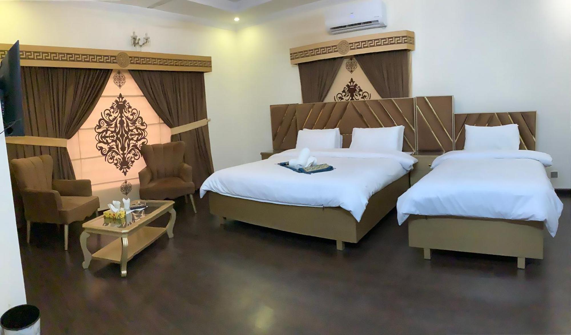 Clifton Royal Family Guest House Islamabad Exterior photo